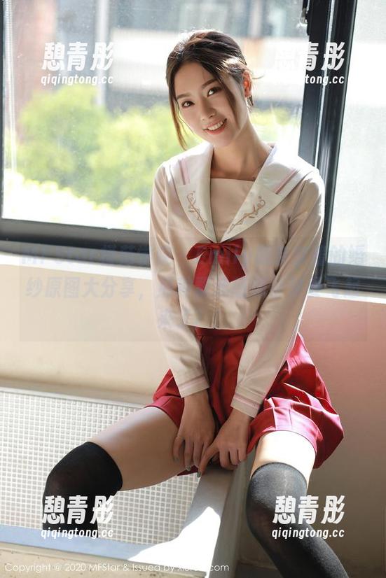 MFStar模范学院 - Emily顾奈奈酱的婚纱原图大分享，那种飘逸感似乎快要飞起来了？！