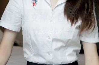 MSLASS梦丝女神 - 图片生动呈现，私拍中的奶味小仙女竟让人感懵的一脸初恋稚气！