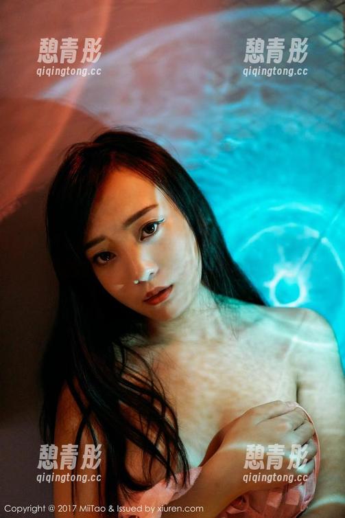 MiiTao蜜桃社-伊素妍 MiiTao蜜桃社 - 伊素妍的浴缸:网盘里隐藏的诱惑,下载前请做好心理准备吧