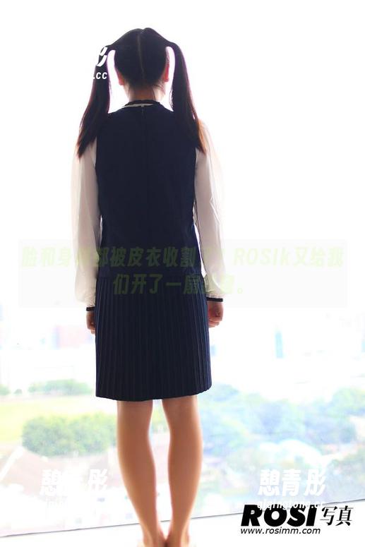 脸和身材都被皮衣收割了？ROSIk又给我们开了一扇新窗。