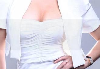 TuiGirl推女郎 - 是的，你没看错，王依萌的礼服高清资源唾手可得！