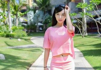 TuiGirl推女郎 - 王馨瑶——可爱写真里的“萌星特工”你能抵御吗？