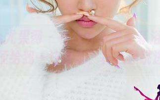 UGirls尤果网 - 在线分享穆菲菲浴室图集，顺便给我一块面巾，真心想跳进去！