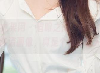 UGirls尤果网 - 眉眼之间，霓梓心在天台的高清画像，真是个会浪的人。