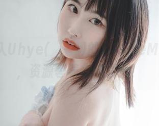 点击进入Uhye(이유혜)的《PureMedia》，资源等着你来发掘！