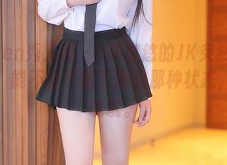 Xiuren秀人网 - z杯悠悠的JK突然变得轻松，能不能下载下她的那种状态，真想试试。