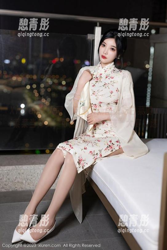 Xiuren秀人网-吃白菜的vi菜菜 Xiuren秀人网 - 这波最新图集吃白菜的vi菜菜当修女,可能是“修圣迹”大赛的选手吧!