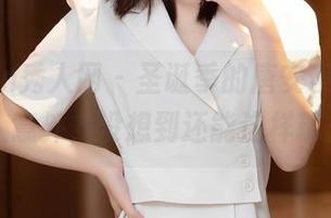 Xiuren秀人网 - 圣诞季的唐安琪，原图让人意外，没想到还能这样玩么？