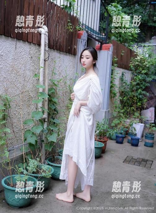 Xiuren秀人网-媛宝儿boa Xiuren秀人网 - 媛宝儿boa的美脚来了,原图高清到让人目不转睛!