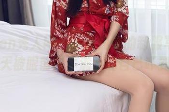 Xiuren秀人网 - 小兔纯纯的制服写真集，今天被眼前内牛满面的自己吓到了。