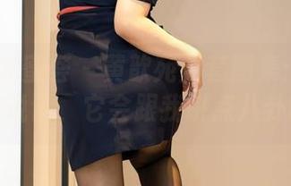 YouMi尤蜜荟 - 黄歆苑全套图集：如果白色会说话，它会跟我讲点八卦吗？