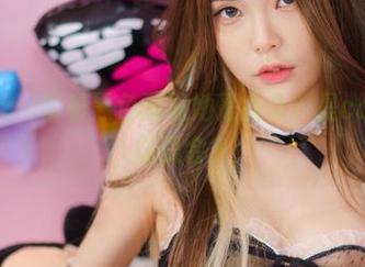 Yuka(유카)带着黑色网袜她是女仆？是cos还是一场误会？