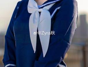高清拼图：Zyra秋的路易九世旗袍合集，我应该买一件吗？