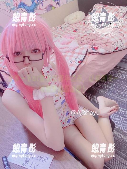 分享一下at鲨鱼的新年之夜，让套图来一场意外的搭讪吧！