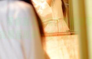 pans - 带你潜入微妮全套泳池写真，晒完黑后再来一波“洗白”！