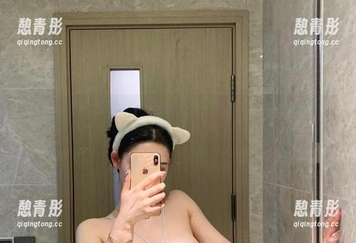 不爱笑的赛琳 微密圈 - 在不爱笑的赛琳的黑丝连体下,灵魂有种轻飘飘的感觉照片分享,不要错过!