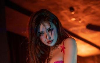 微密圈 - 于芷晴的皮衣合集，软绵绵的拒绝暖和能说的很多