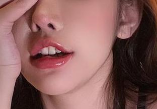 微密圈 - 图包特辑！于芷晴搭配的几款吊带袜，“乱入”在我的审美标准里，真正意义上的天使。