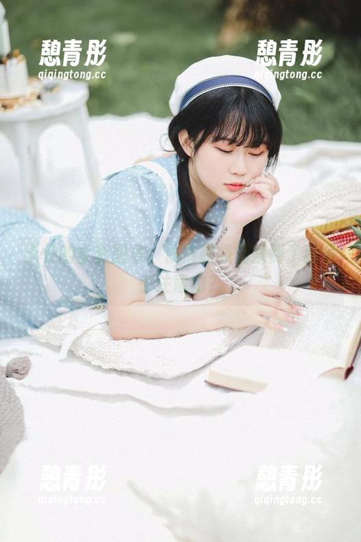 天使的全套图集，依依超级懒赚到了我多少注意力？