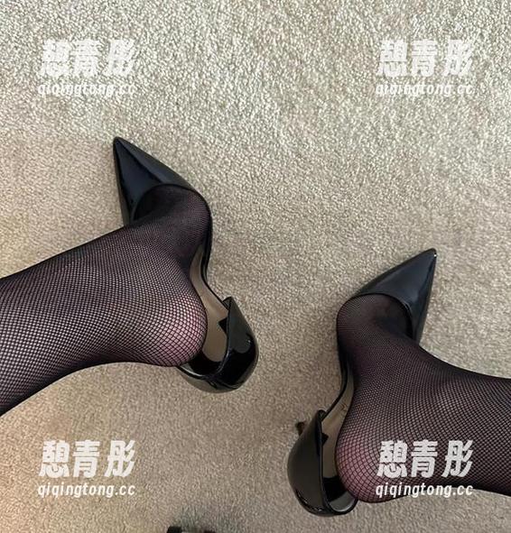 保守的二舅妈 微密圈 - 引人入胜的美脚:保守的二舅妈资源的绝妙共享