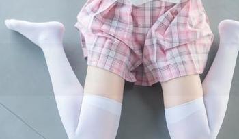 兔玩映画的黑色制服合集，好吧，我也被征服了，是谁说好看的衣服可以让人无动于衷的？