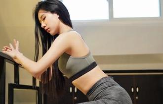 嗲囡囡 - Misty萌晰和她的秘书梦，免费的图包让你乐开花！