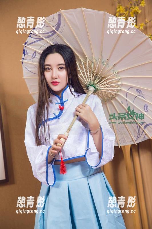 头条女神 - 想用女王范儿震撼四方？拯救无聊的生活，来翻翻曼苏拉娜的原图合集吧！