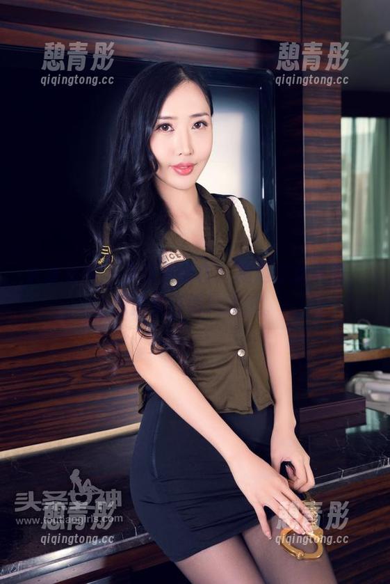 头条女神-李丽莎 头条女神 - 李丽莎新作:精选少女画像,像是夏日微风吹拂。