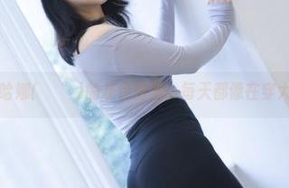 宋哈娜(송하나)的灰色图集：每天都像在穿大衣