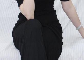 小众视觉 - 在网盘翻找：艾迪的制服写真不止于此，好玩追踪一下