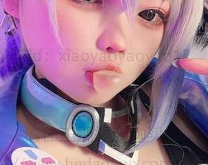 在线悄悄看小瑶幺幺的“毒蛇”，其实是怎样的一种美感？逻辑在哪里？