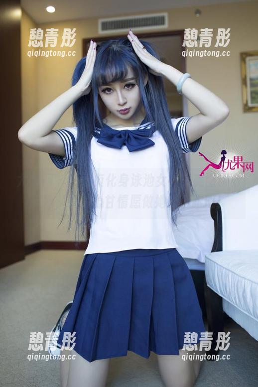 尤果网 - 王幼贞化身泳池女神，美图服务于她，照片心甘情愿做她的小跟班！
