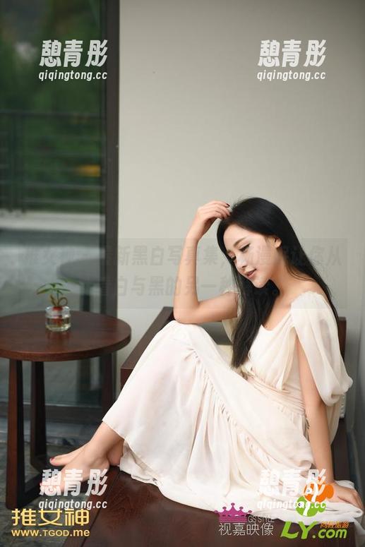 推女神-杨漫妮 推女神 - 最新黑白写真集,杨漫妮让你从此看白与黑的另一种解读。