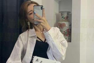 微密圈 - 瑜伽吗？不不不，这是杨大乐乐很靠谱的高难度壁纸变魔术！
