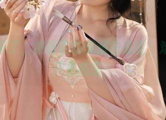 更新来了，桃暖酱的美脚在说话，难道我只是窥探？