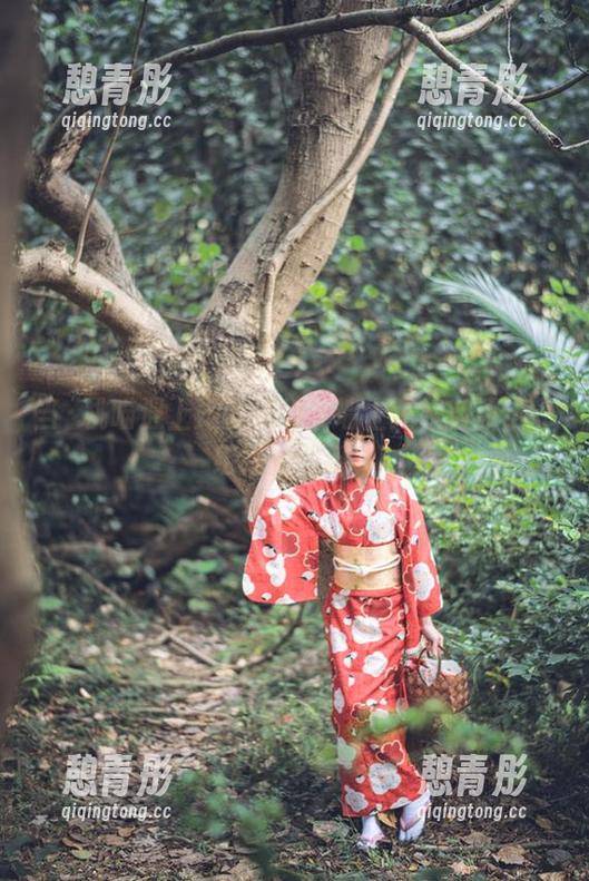 当桜桃喵遇上她的姐姐：墙上正好新添这一组娘貌壁纸！