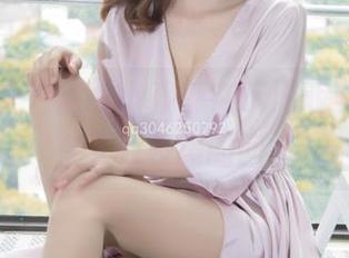 梦丝女神 - 别的小孩都在玩游戏，乔儿却在下载校服的回忆