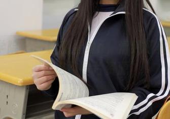 模范学院 - 一颗甜蛋黄a，清纯盯着我–看看这组图片资源
