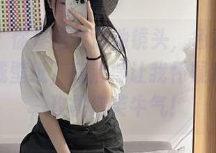 微密圈 - 你看这个泳池镜头，色彩分分钟就想变成壁纸，高清得让我怀疑我的眼睛，玫桃泡芙牛气！