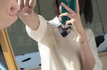 什么眼酱！看眼酱大魔王w的泳装美图，直击我的审美焦虑。