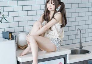 又是神沢永莉的豹纹，这波写真释放了什么新气息，原图不妨瞧瞧！