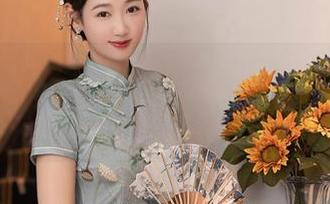 秀人网 - 可可COCO最新学妹系列，感觉原图是随便拍的，结果又给我惊艳到。