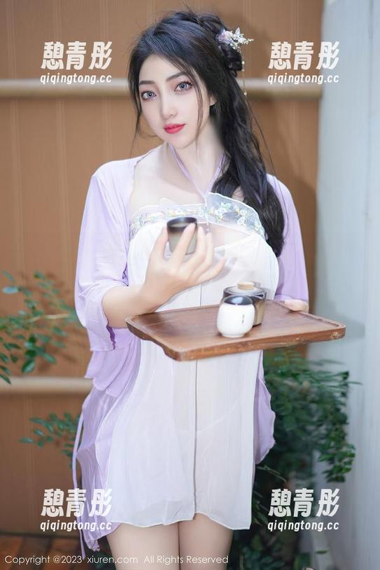 秀人网 - 当周慕汐baby的“纯白”原图遇上我的墙，变成了壁纸，我家的氛围果然升级了！
