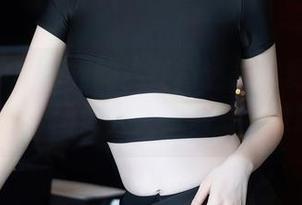 秀人网 - 写真界的“红裙达人”夏诗雯Sally，图库人大概都爱犯迷糊