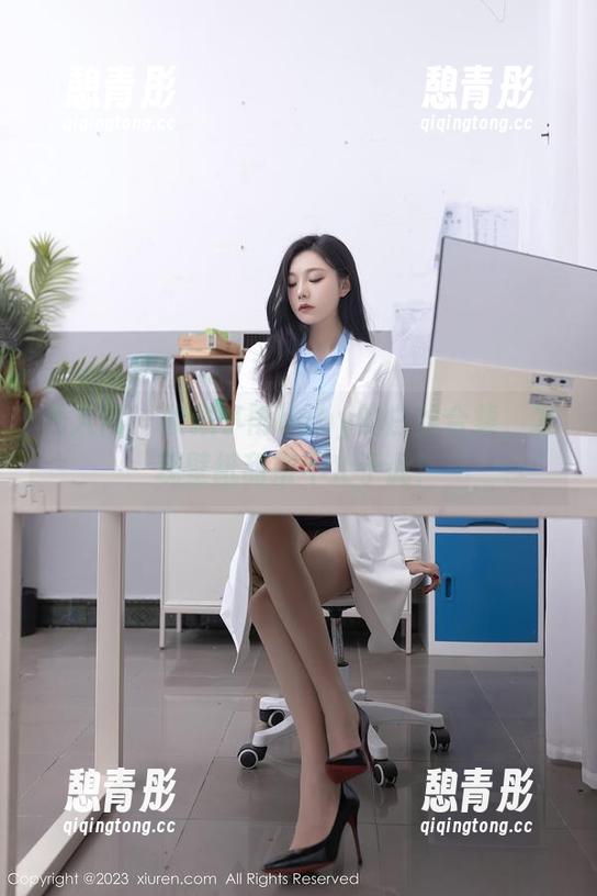 秀人网 - 收藏小雨baby的白丝合集，发现壁纸甜蜜不止于此！