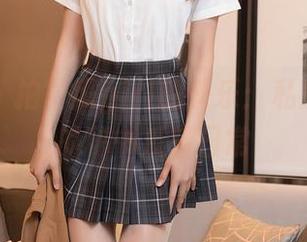 秀人网 - 拍黄瓜girl的快乐：私房写真里的秘书反转日常