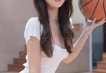 秀人网 - 定制的绝美瑜伽女神，方子萱让人一眼不想移开视线