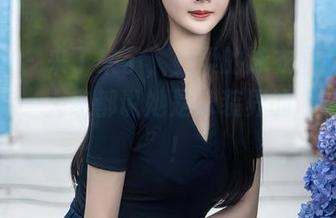 秀人网 - 来了来了，曼柔的泳衣图就在最新图库，大家都说她是泳装界的“新维度”！