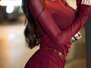 秀人网 - 美图里的绯月樱-Cherry，“女友”是怎样一种虚幻？