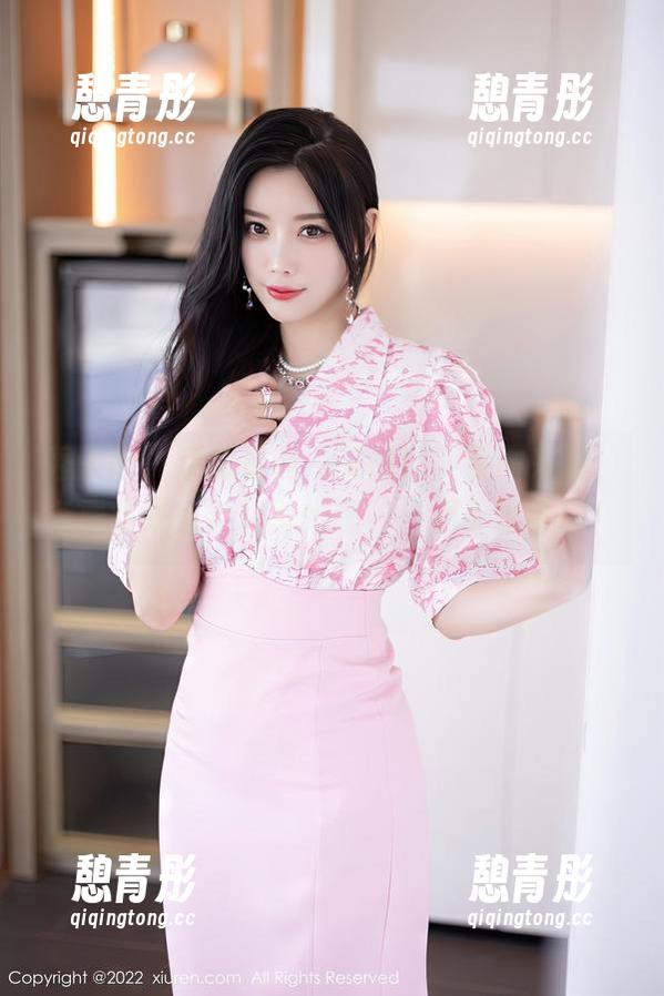 秀人网-艾静香 秀人网 - 系列范儿:艾静香美足图来袭,免费拿来当手机壁纸吧,告别无聊头像!